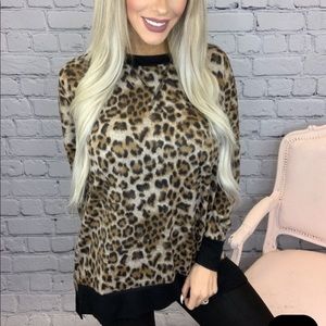 HoneyME leopard  tunic top. Size M. Brand new